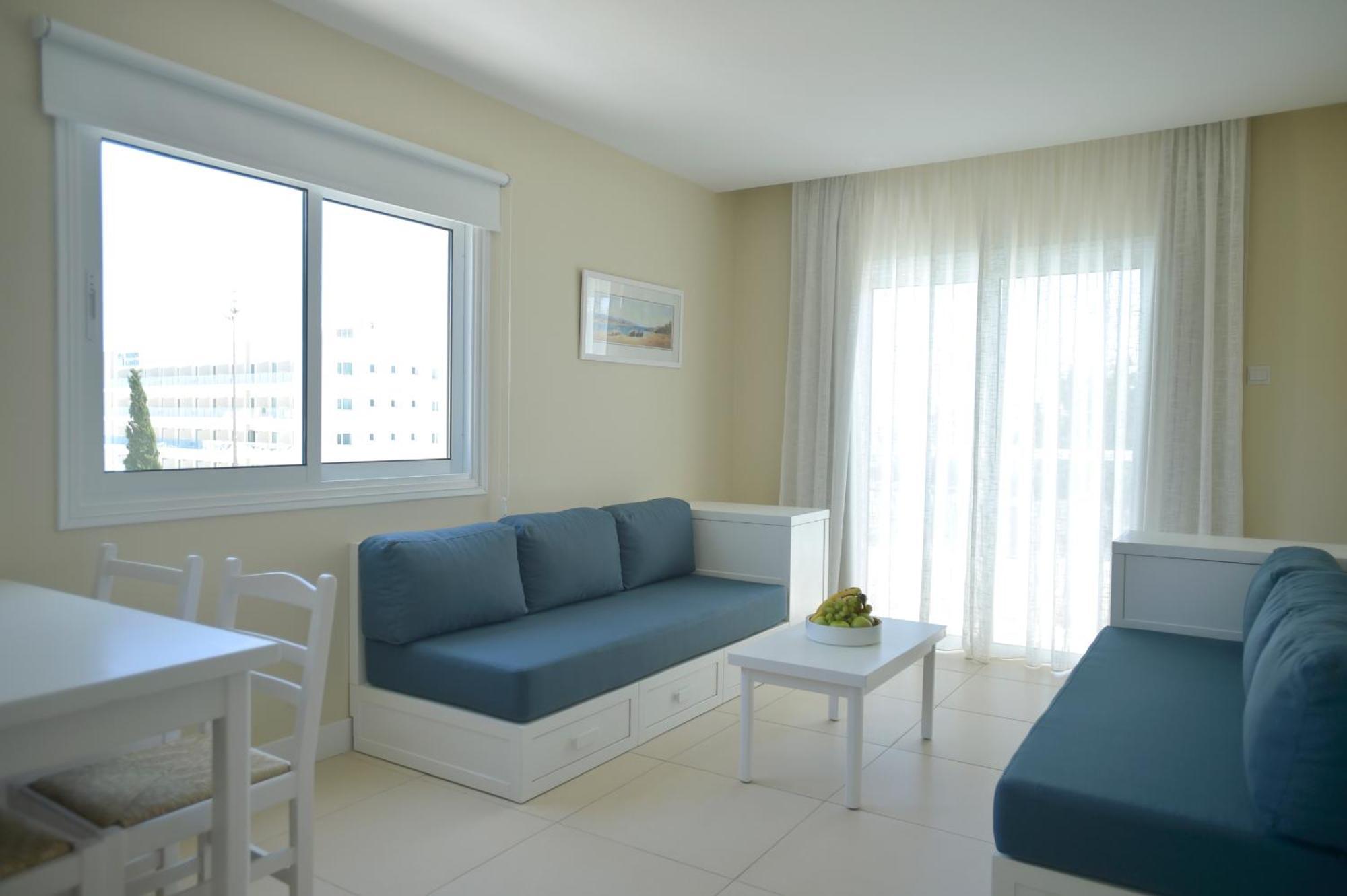 Apartament rodzinny typu Suite z widokiem na ogród